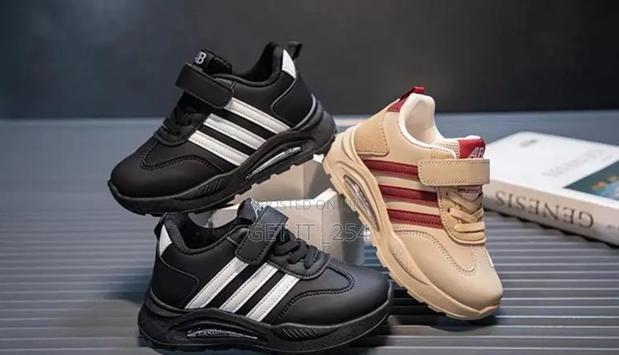 Kid's Elegant Sneakers 

Size: 26,27,29,31,32,33,35, - thumbnail 5