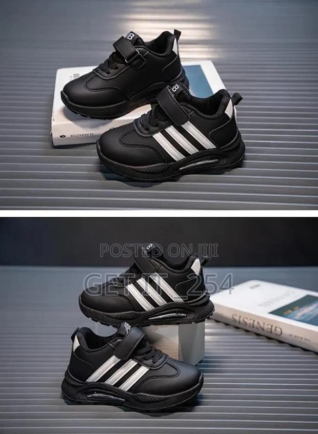Kid's Elegant Sneakers 

Size: 26,27,29,31,32,33,35, - thumbnail 9