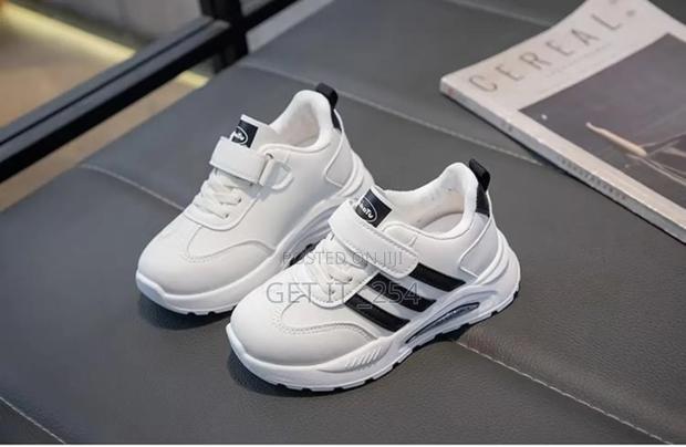 Kid's Elegant Sneakers 

Size: 26,27,29,31,32,33,35, - thumbnail 10