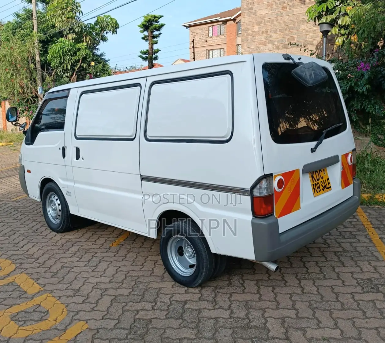 Mazda Bongo 2014 White