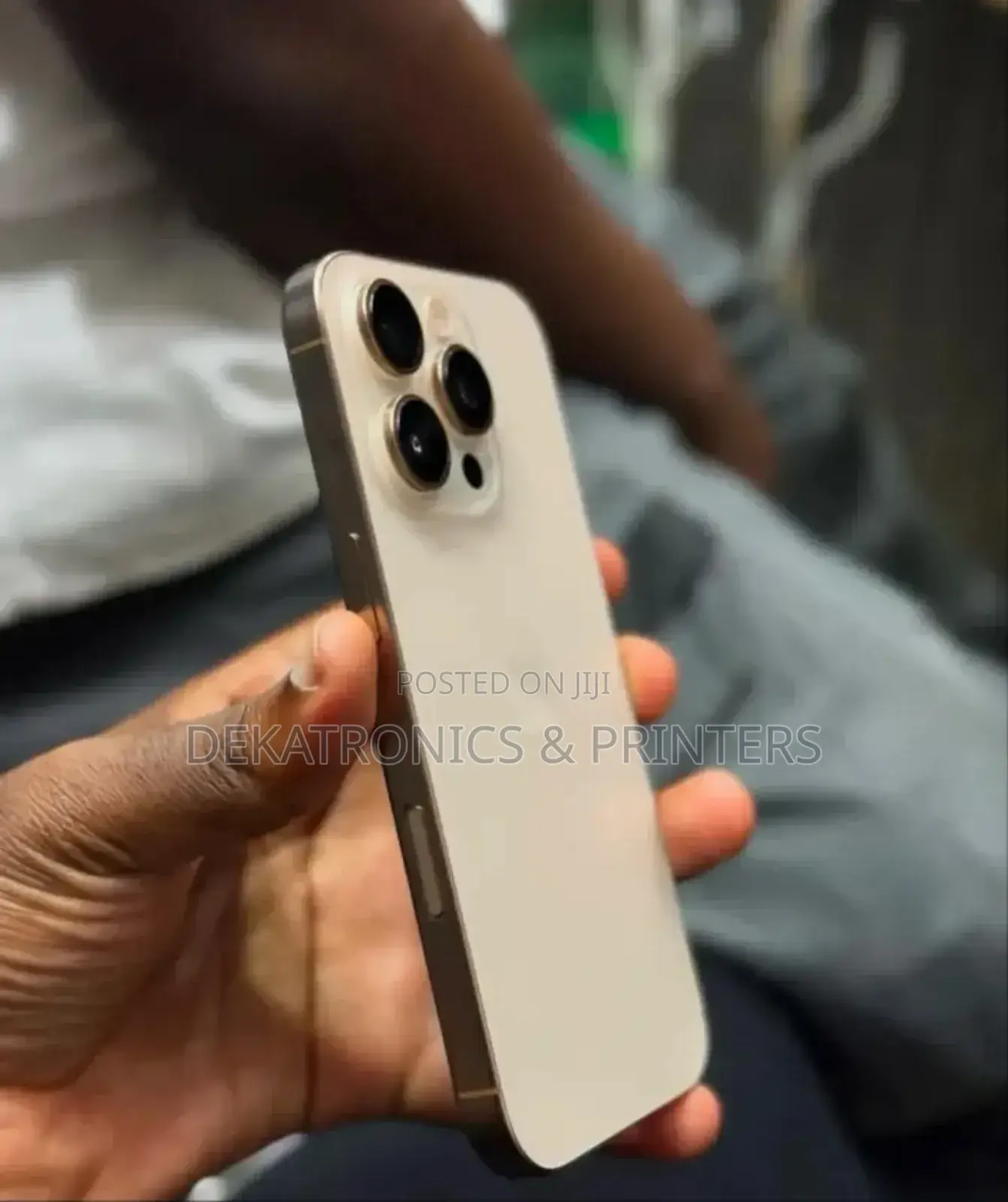 New Apple iPhone 16 Pro 1 TB Rose Gold