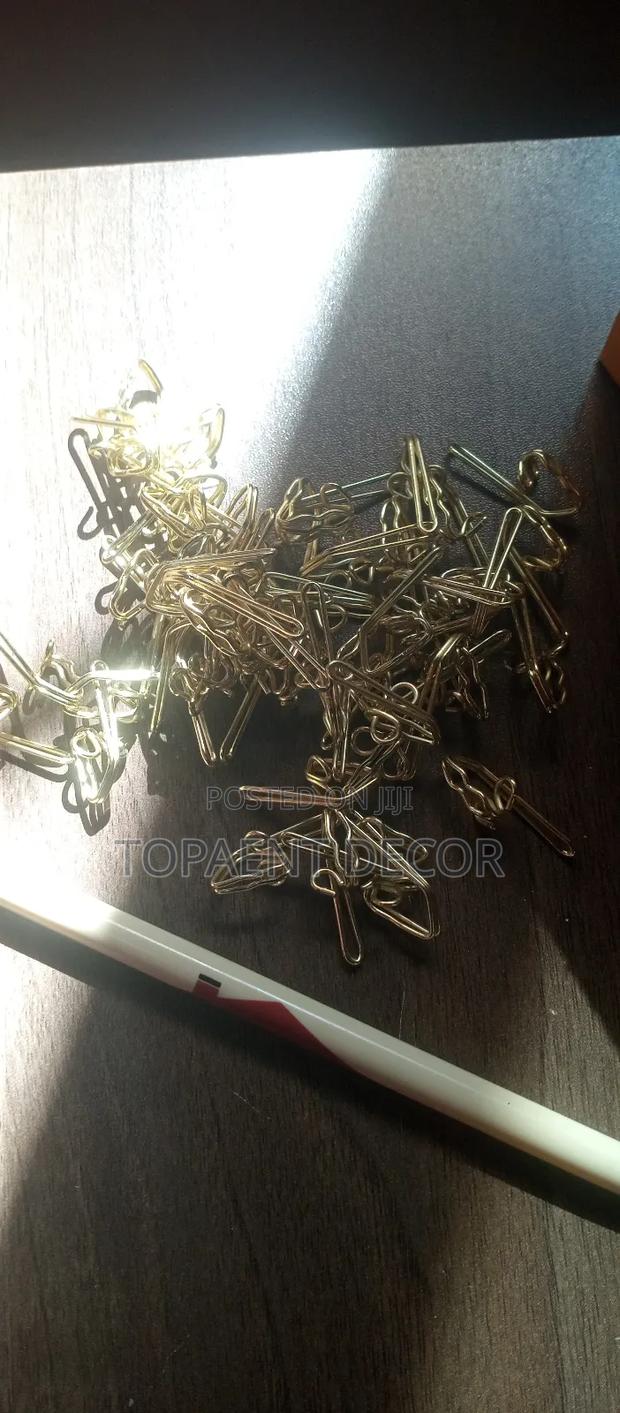 Golden Classy Curtain Hooks - main view