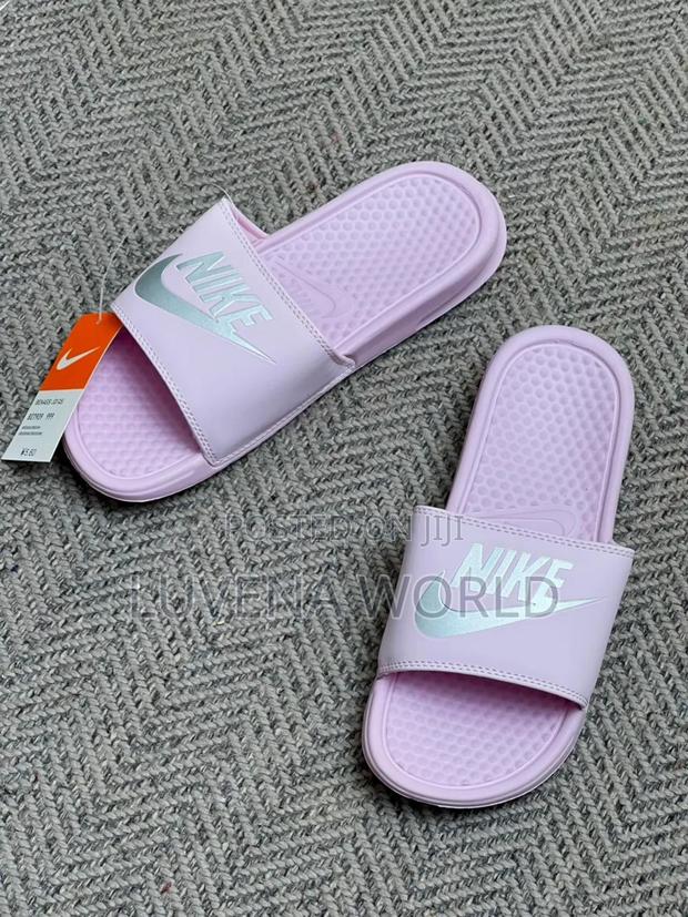 Nike Slides - thumbnail 3