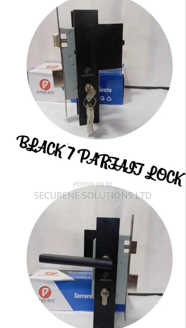 Black Matt Cylinder Lockset - main view