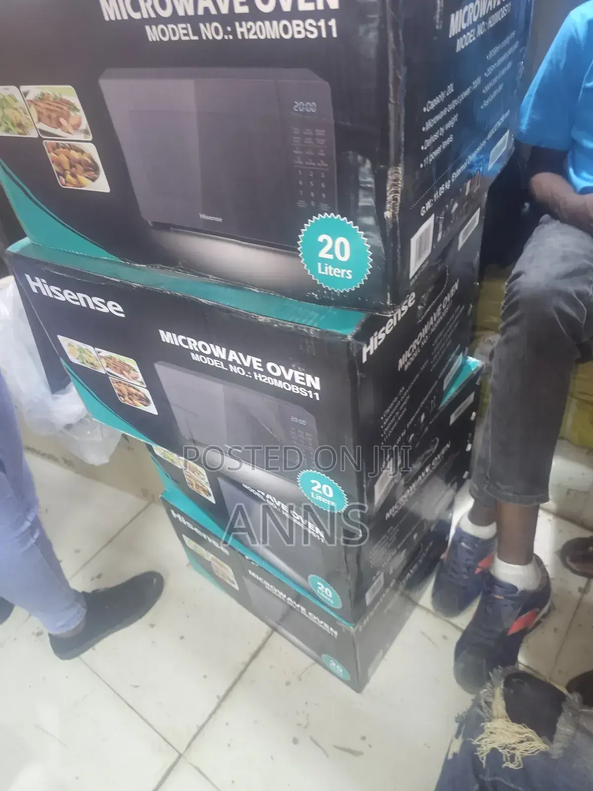 Black Hisense Microwave