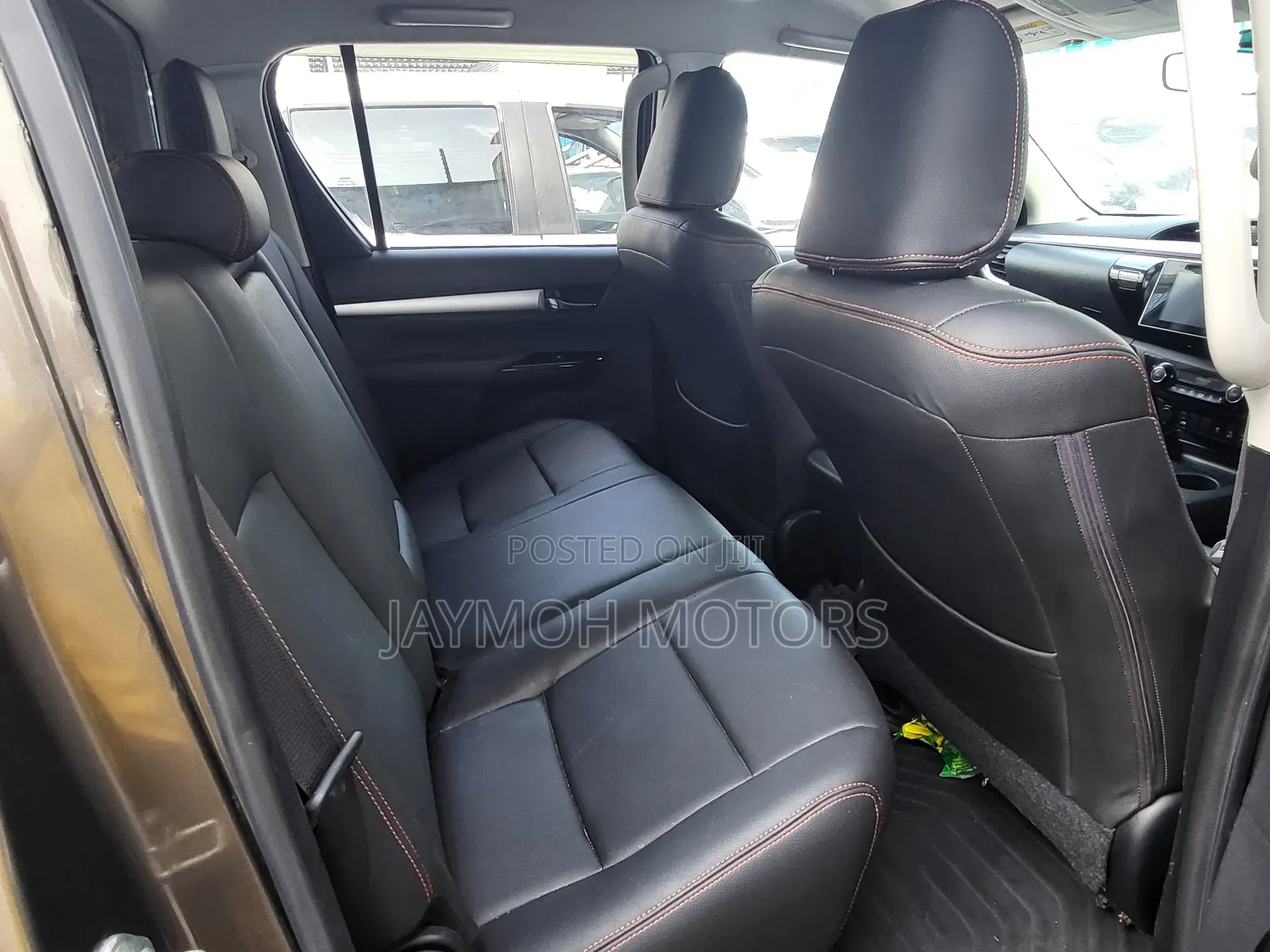 Toyota Hilux 2017 Brown