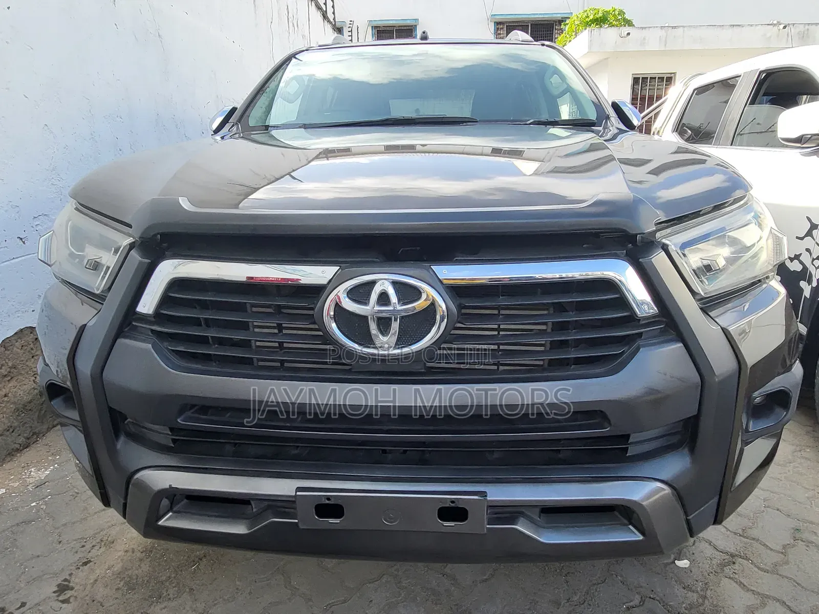Toyota Hilux 2017 Brown
