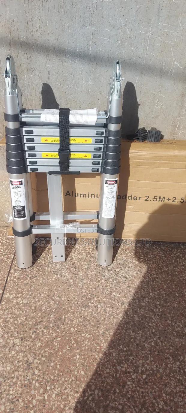 16 Steps 2.5m X 2.5m Double Telescopic Aluminium