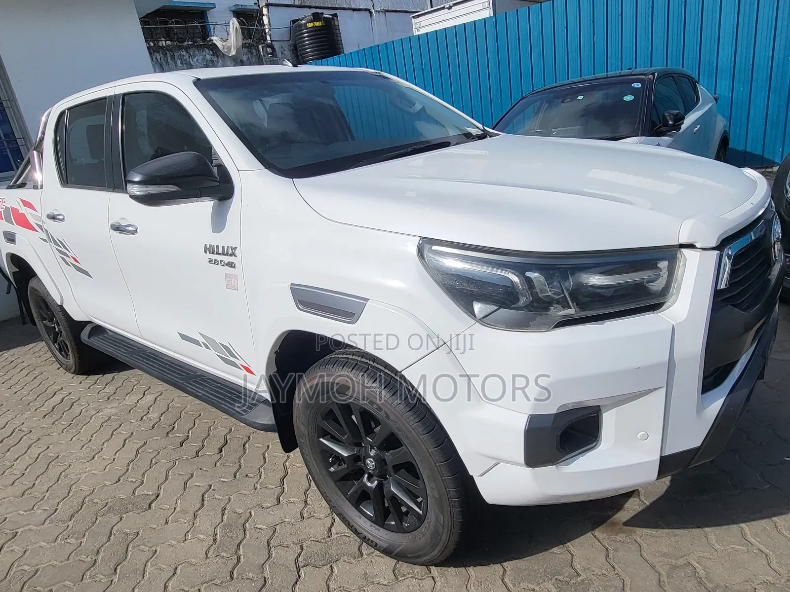 Toyota Hilux 2017 White