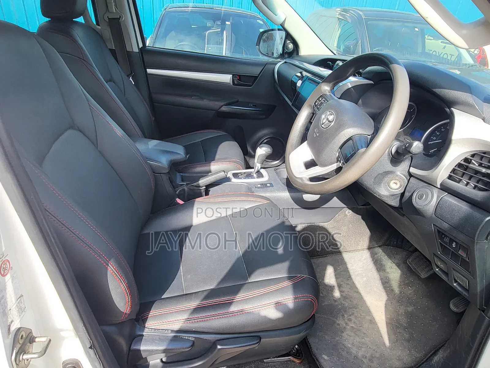 Toyota Hilux 2017 White