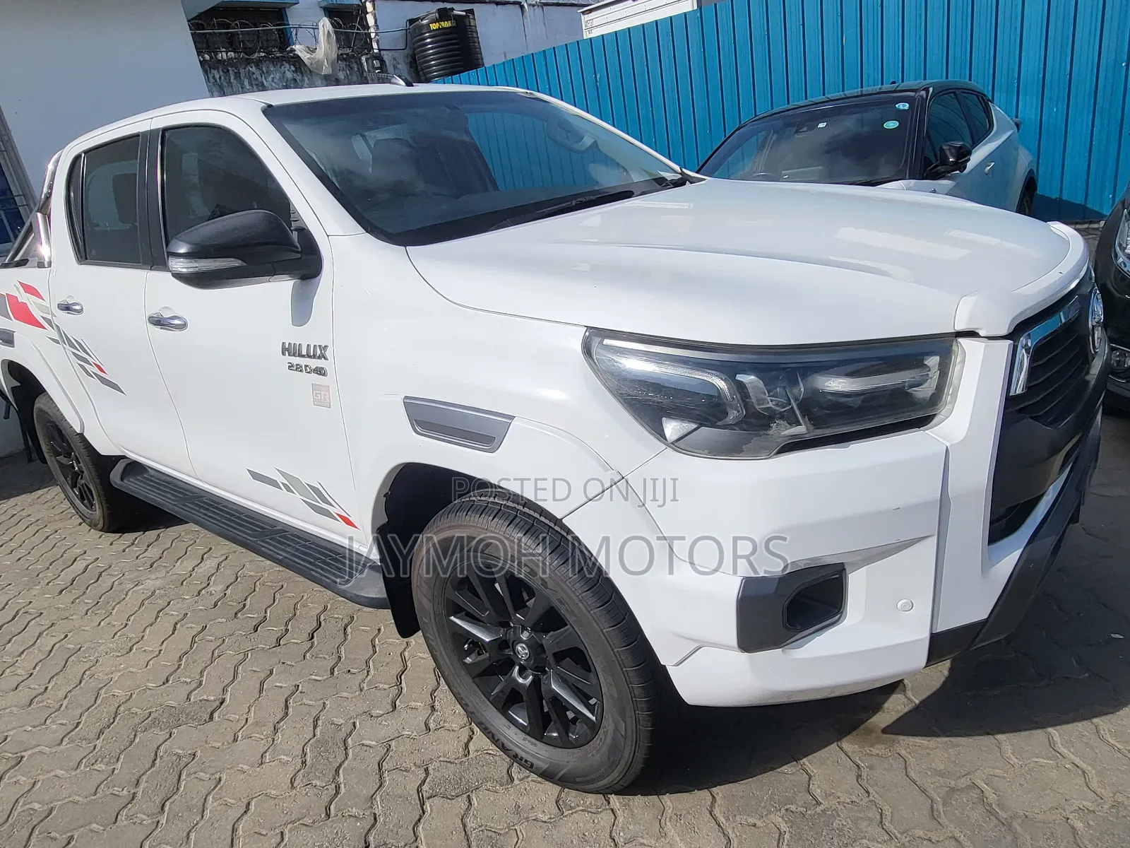 Toyota Hilux 2017 White