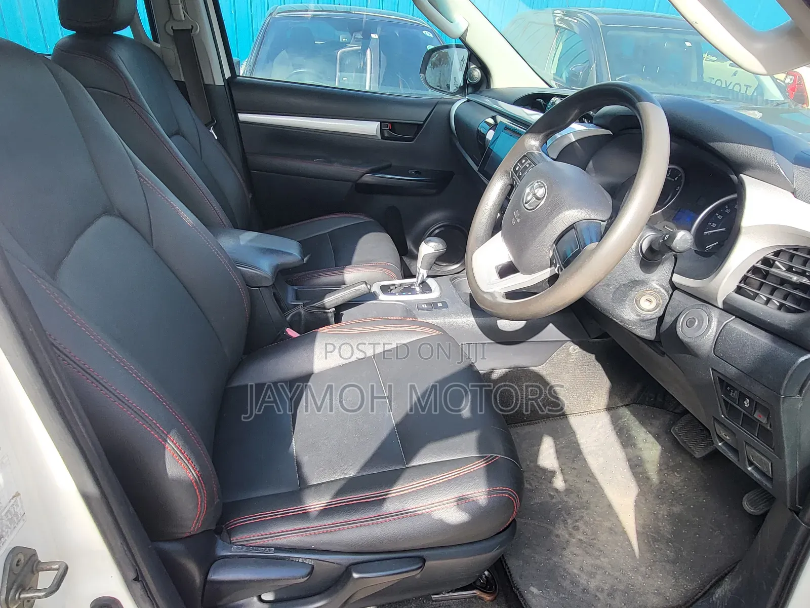 Toyota Hilux 2017 White