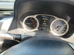 Nissan Navara 2017 White