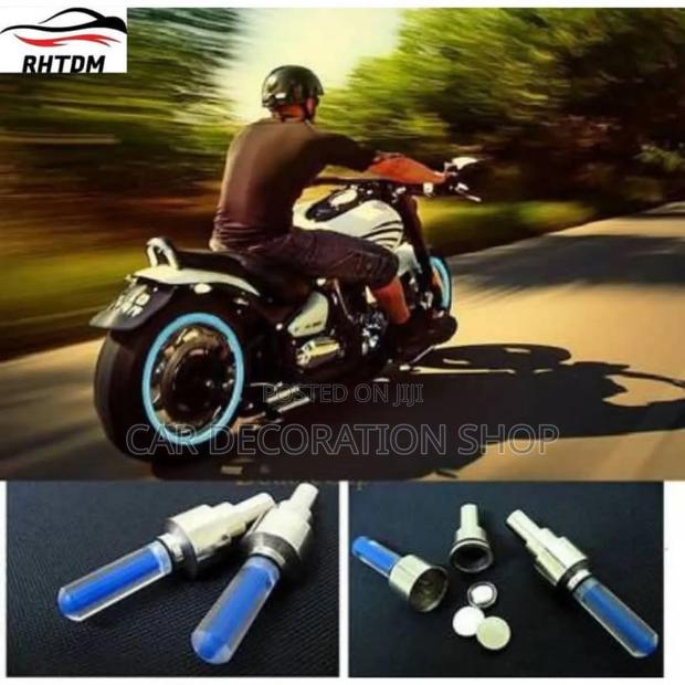 4pcs Blue Valve Caps With Light