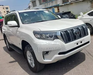 Toyota Land Cruiser Prado 2019 Off white