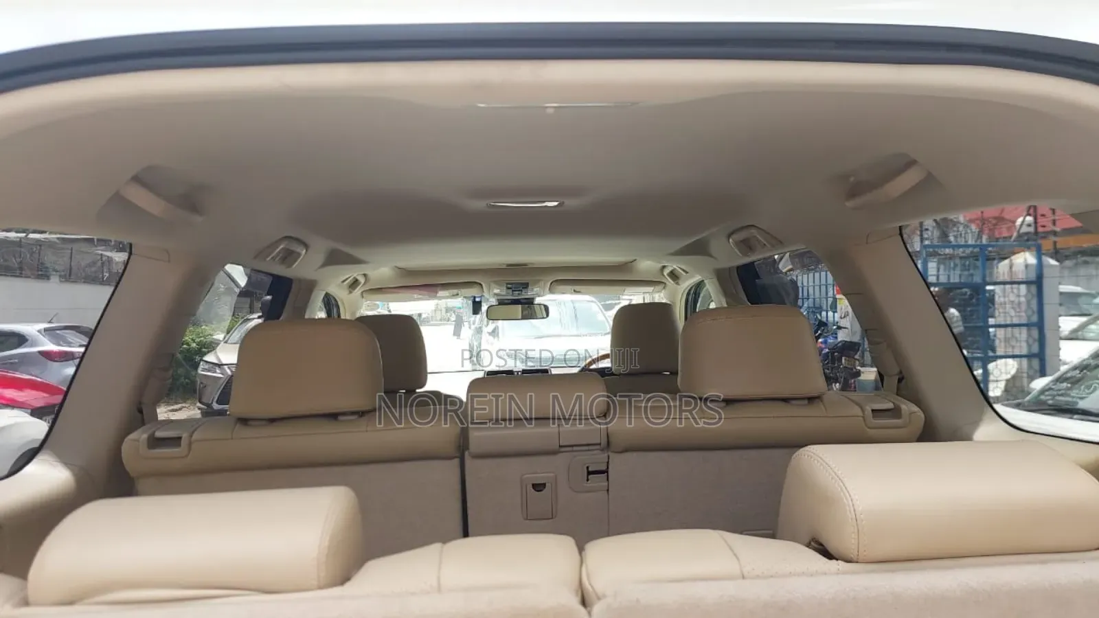 Toyota Land Cruiser Prado 2019 Off white