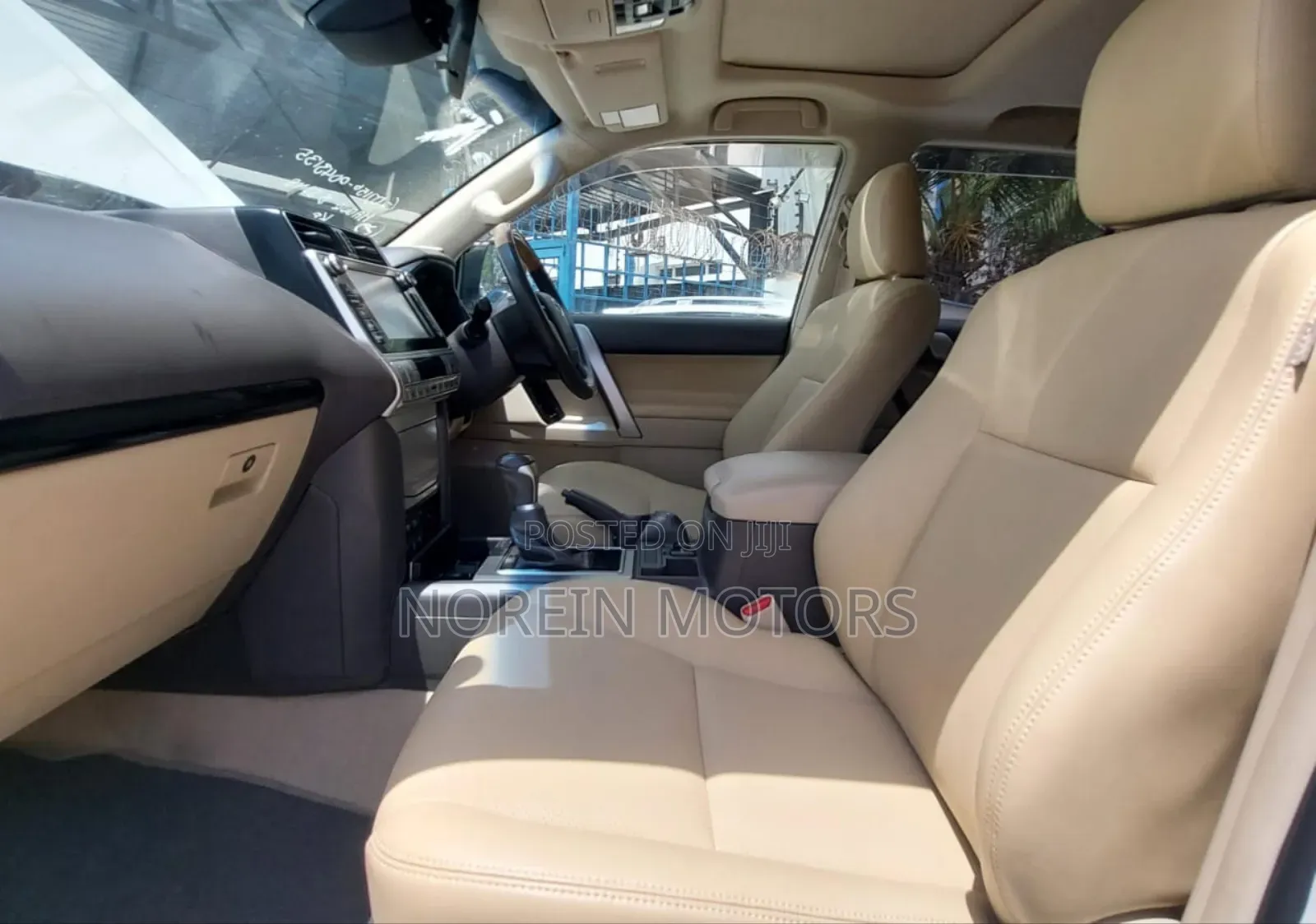Toyota Land Cruiser Prado 2019 Off white
