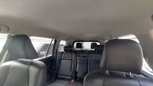 Toyota Land Cruiser Prado 2017 White
