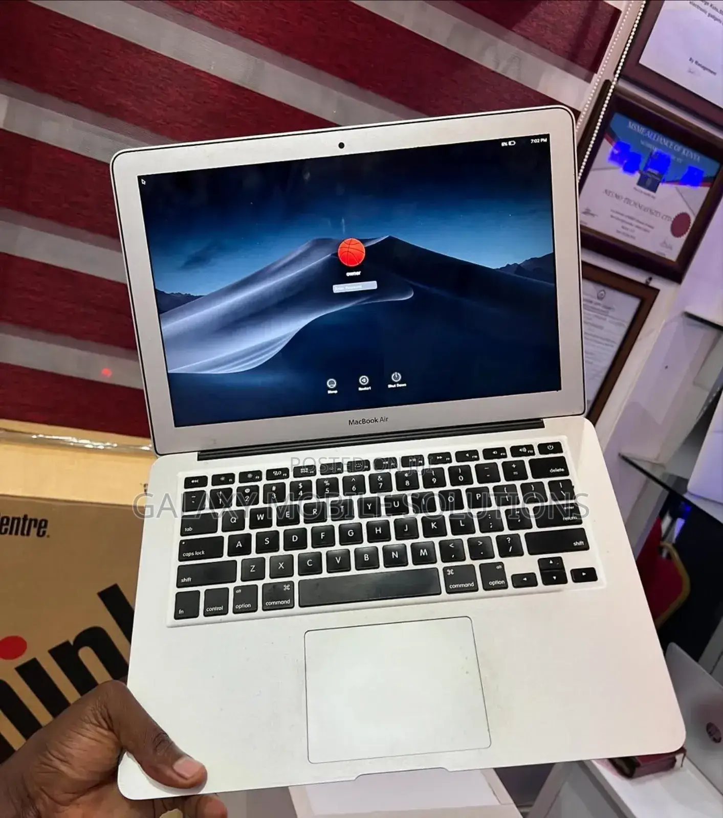 Laptop Apple MacBook Air 2015 8GB Intel Core I5 SSD 256GB