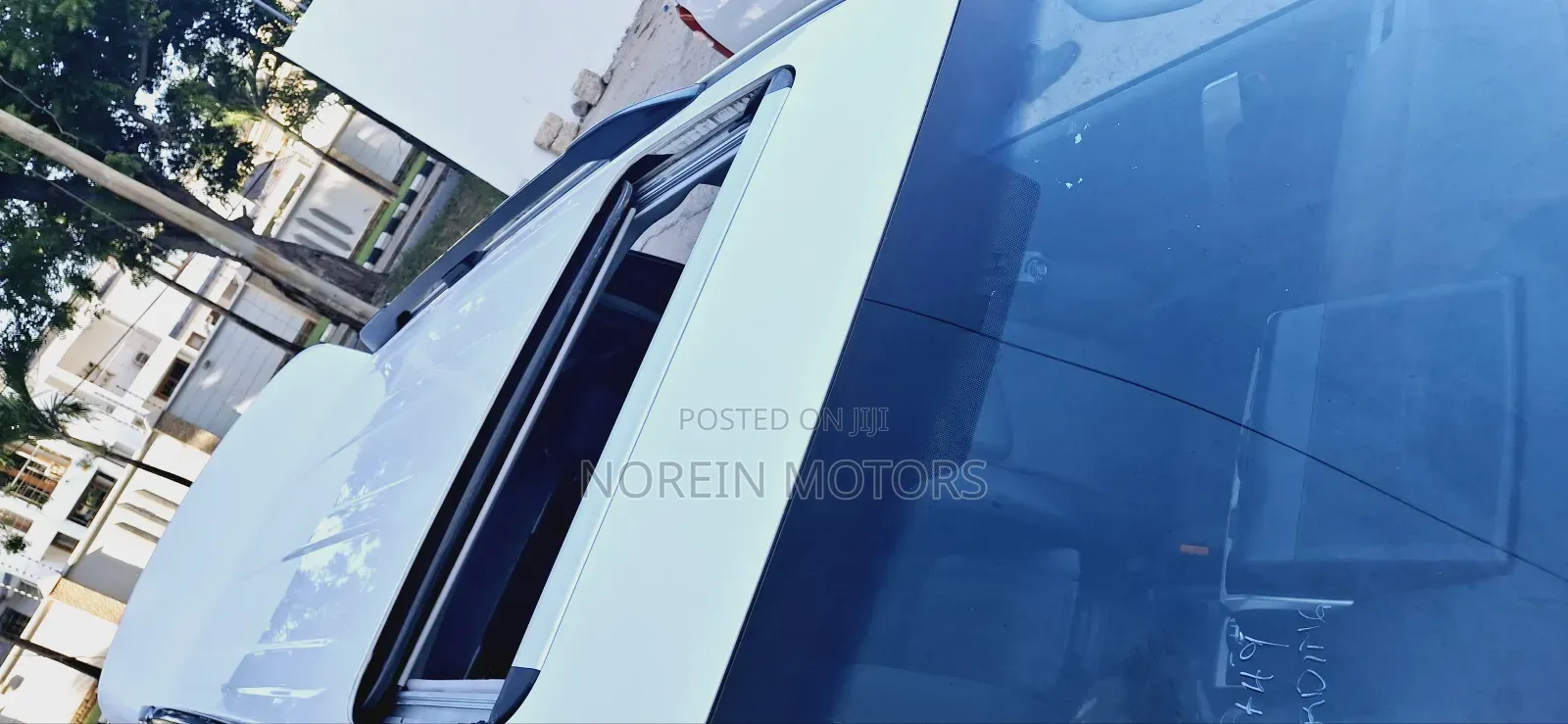 Toyota Land Cruiser Prado 2017 Pearl