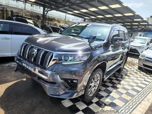 Toyota Land Cruiser Prado 2019 Gray