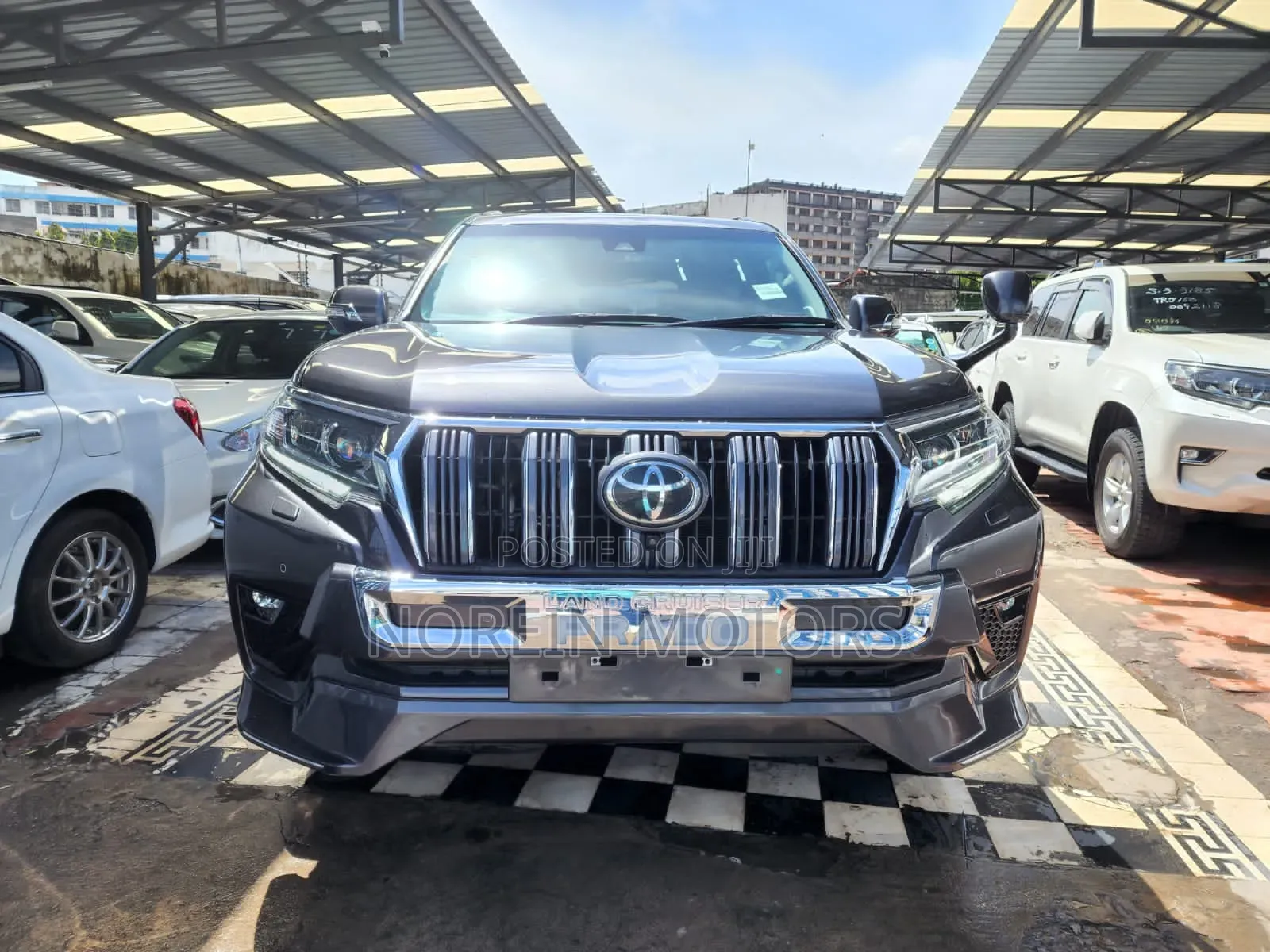 Toyota Land Cruiser Prado 2019 Gray