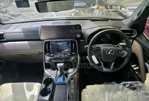 Lexus LX 2023 Gray