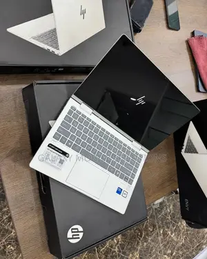 New Laptop HP Envy X360 16GB Intel Core I7 SSD 512GB