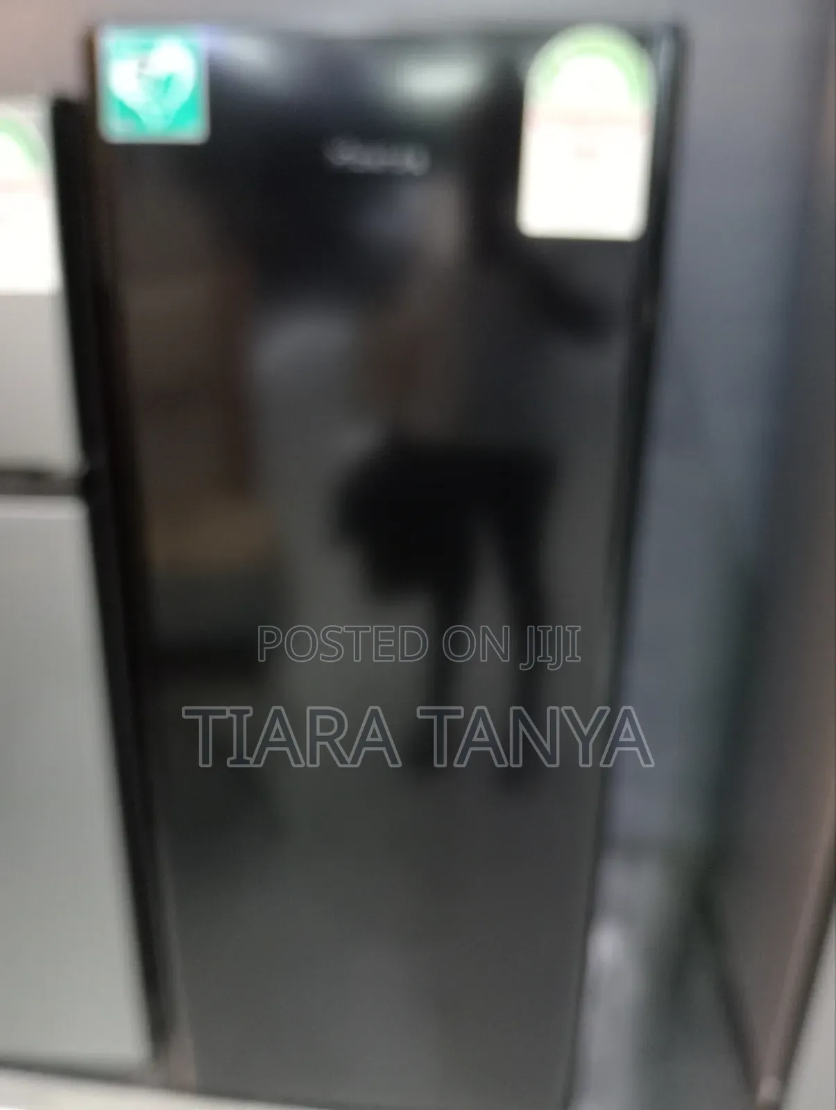 Hisense Single Door Fridge 176l (Black) Ref176dr