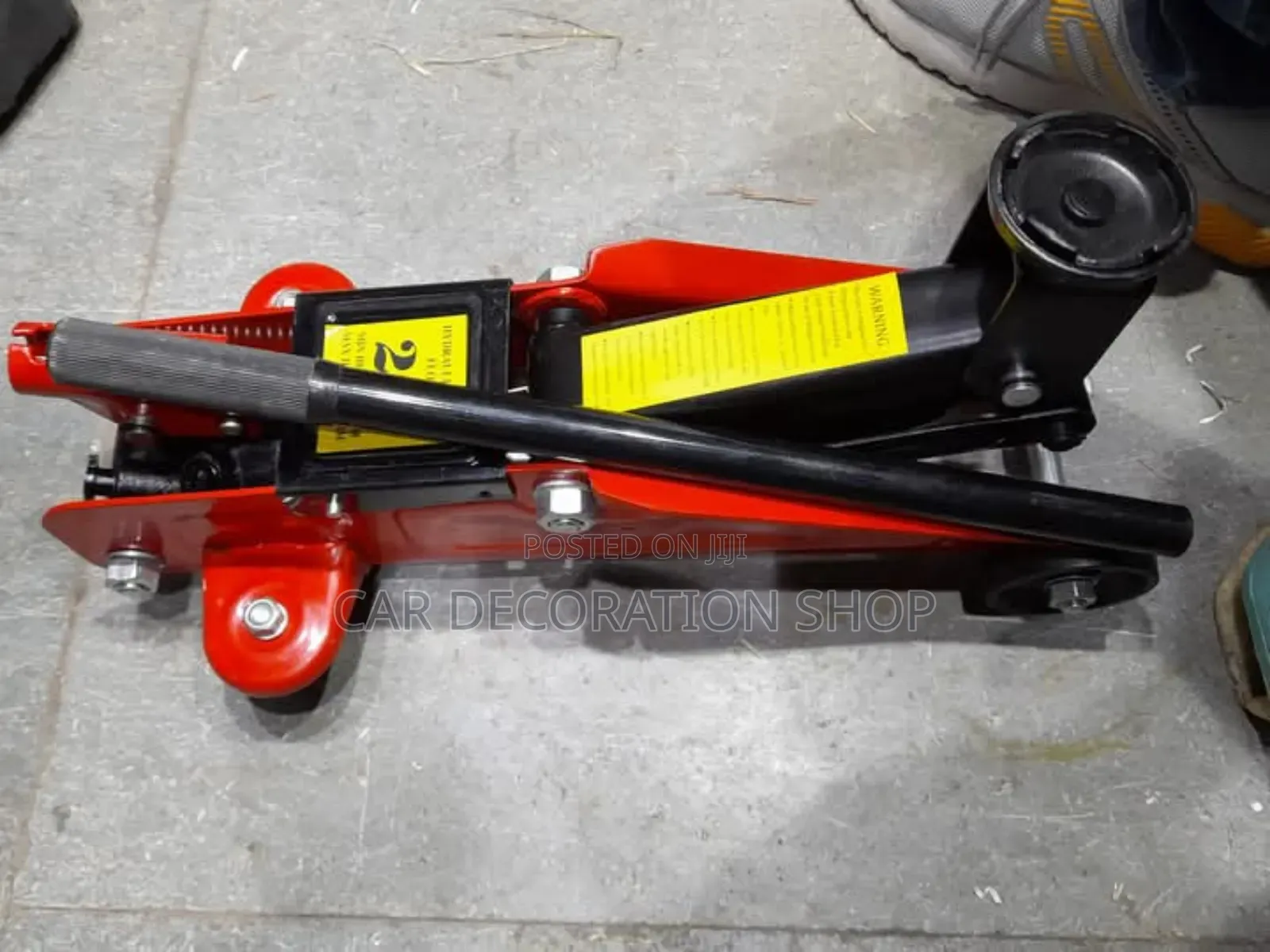 Brand New Saloon 2ton Hydraulic Trolley Jack