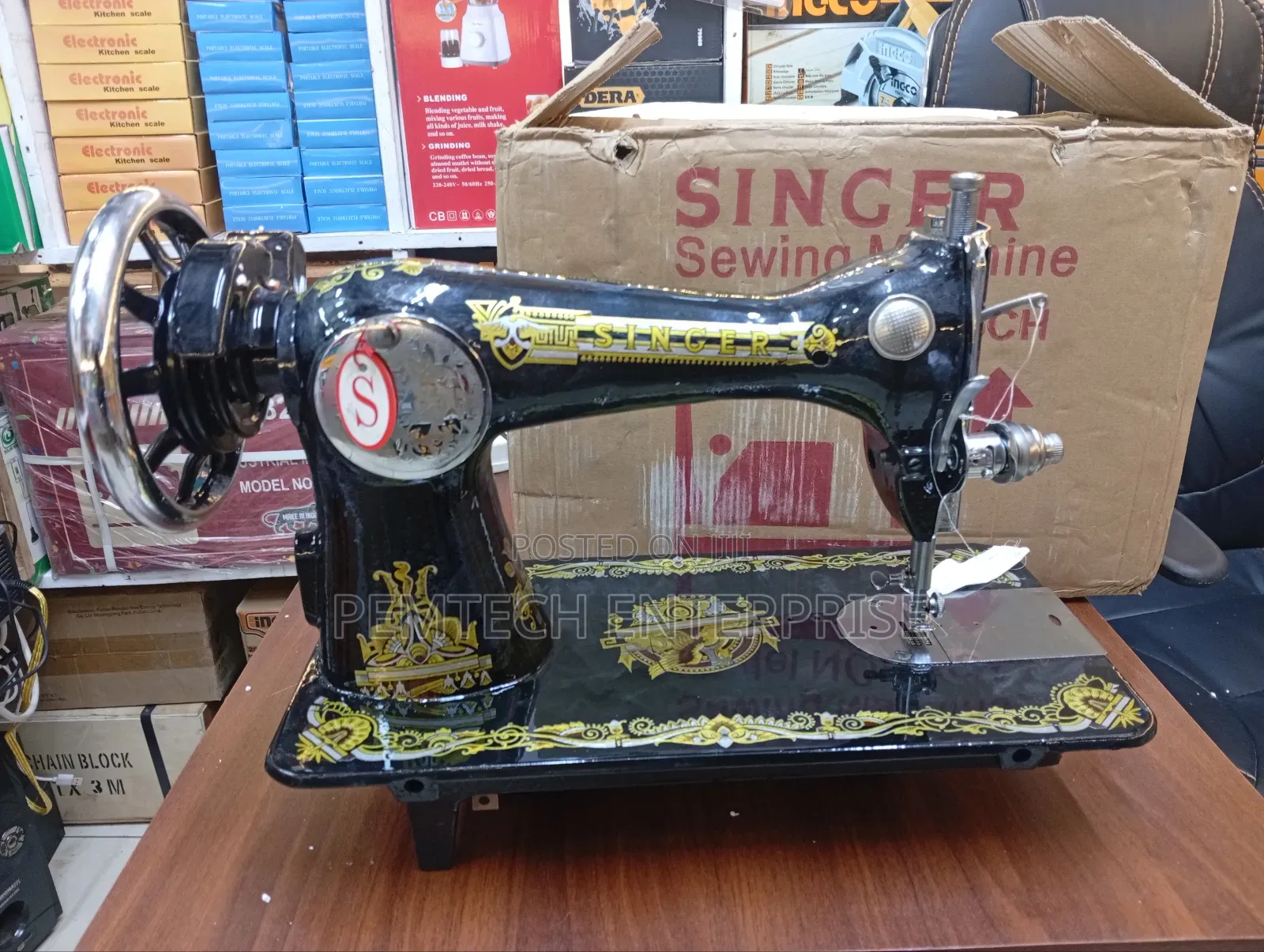 Singer 15CH With Hand Attachment
