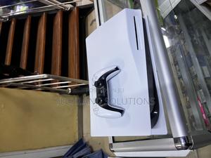 Few Months Old Ps5 Standard - main view