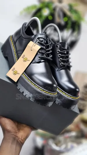 Dr Martens Stock
