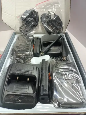 VHF/UHF/FM TRANSCEIVER RADIO CALL 5kms Long Range 2pcs