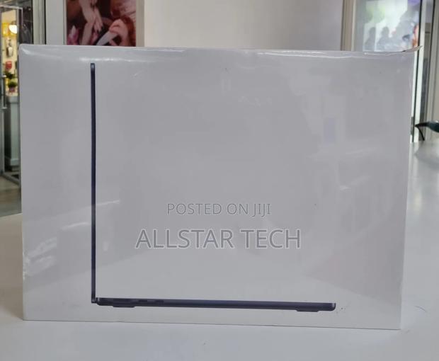 New Laptop Apple MacBook Air 2022 M2 8GB Intel Core I5 SSD 256GB
