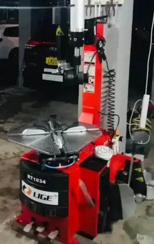 Tyre Changer Machine
