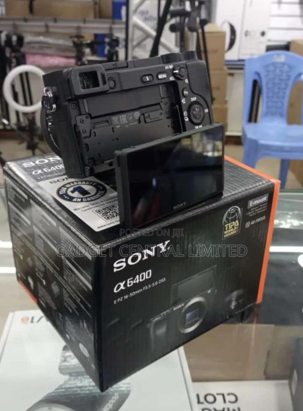 Sony Alpha A6400 Digital Camera - thumbnail 3