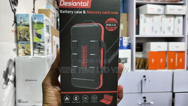 Desiontal Portable Camera Battery Case and Memory Card Case - main view