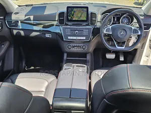 Mercedes-Benz GLE-Class GLE 350d 4MATIC 2018 Pearl