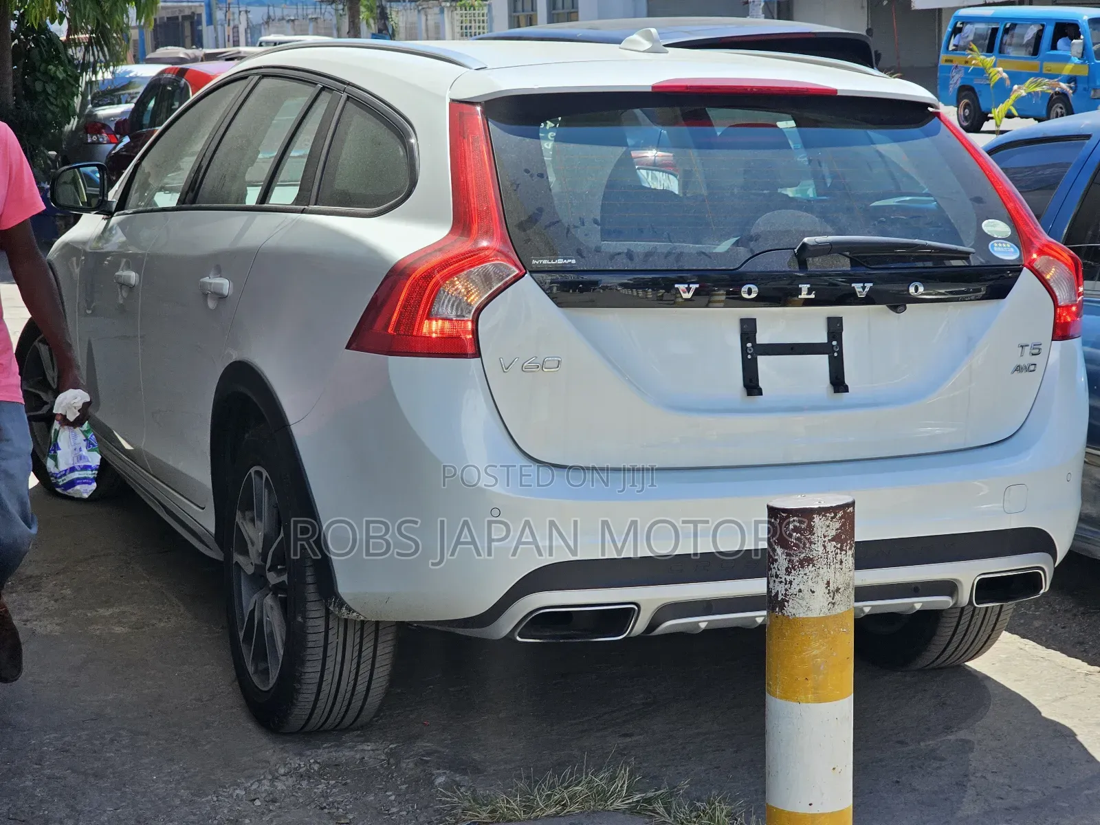 Volvo V60 T5 Premier AWD 2017 Pearl