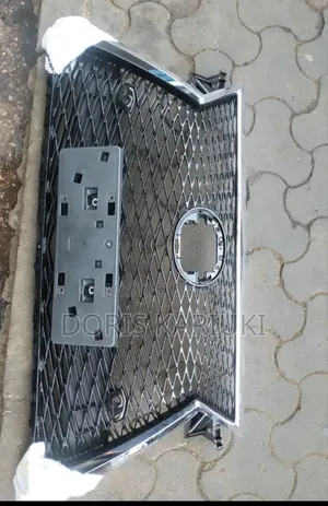 Lexus 350 Grille