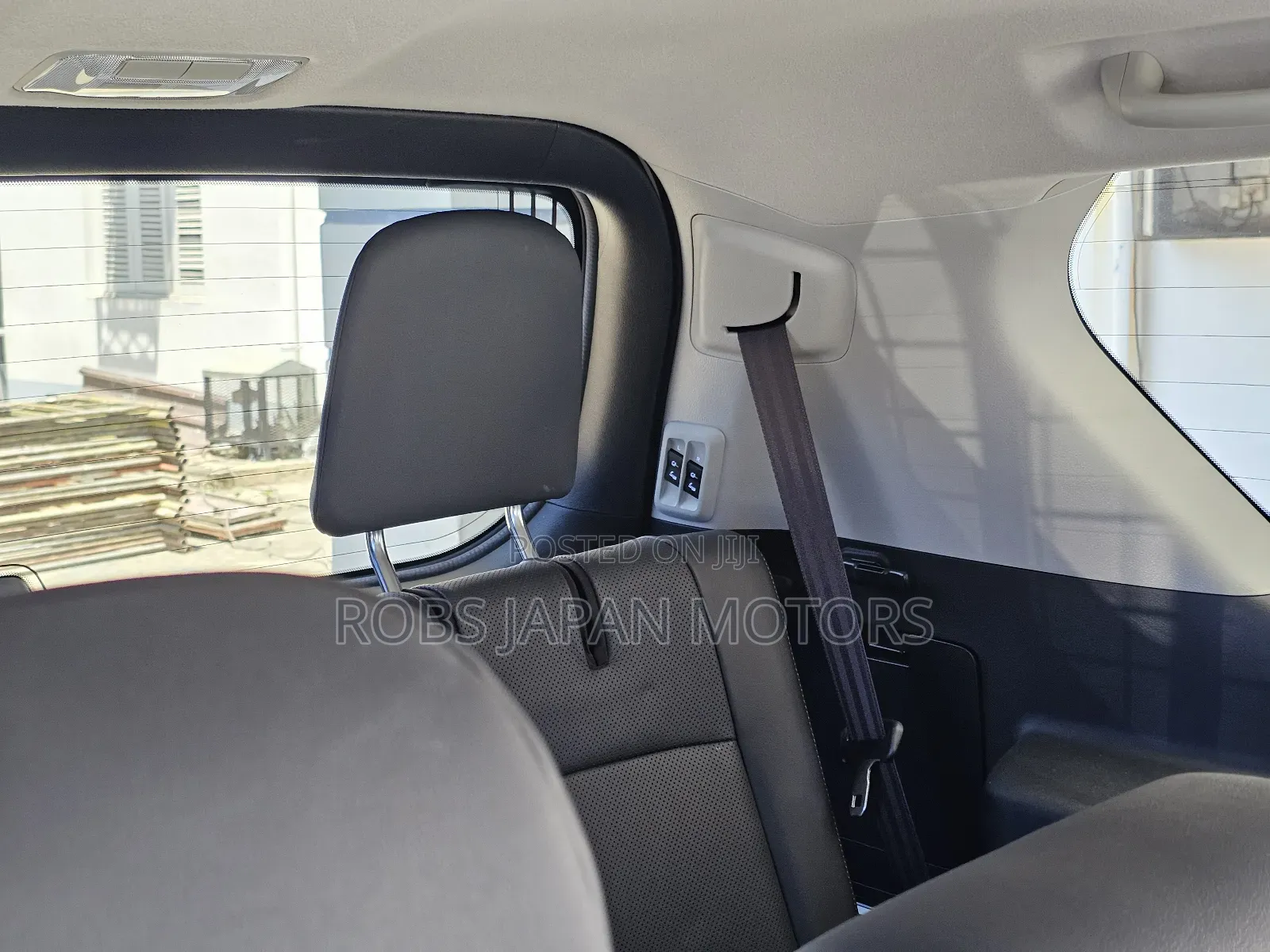 Toyota Land Cruiser Prado 2.7 2018 Off white