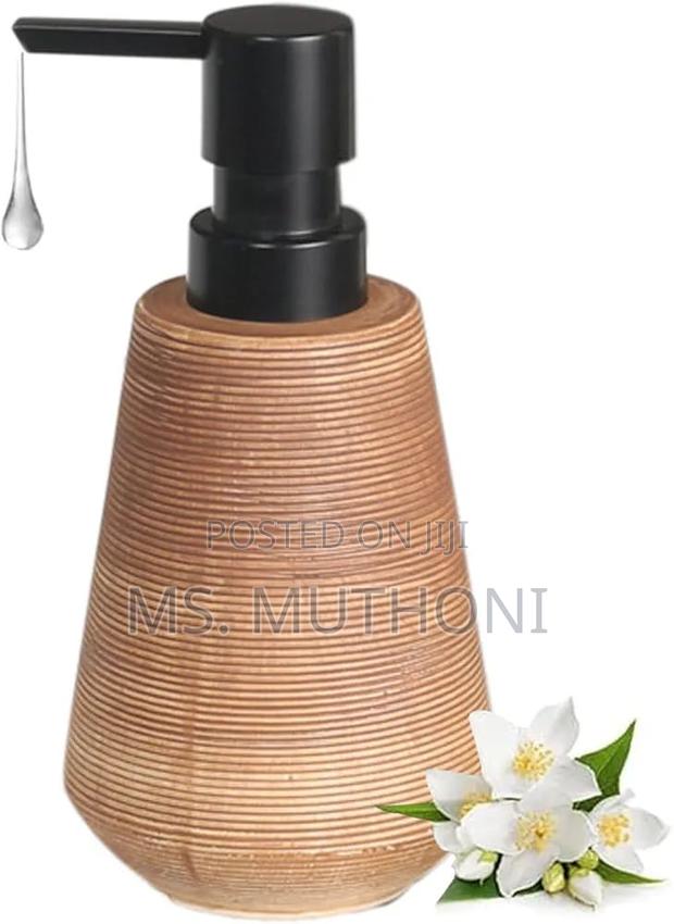 Ceramic Soap Dispenser - thumbnail 3