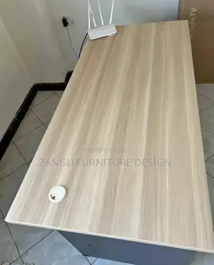 Flawlessly Made Desk