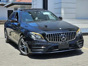 Mercedes-Benz E200 2017 Matt Black