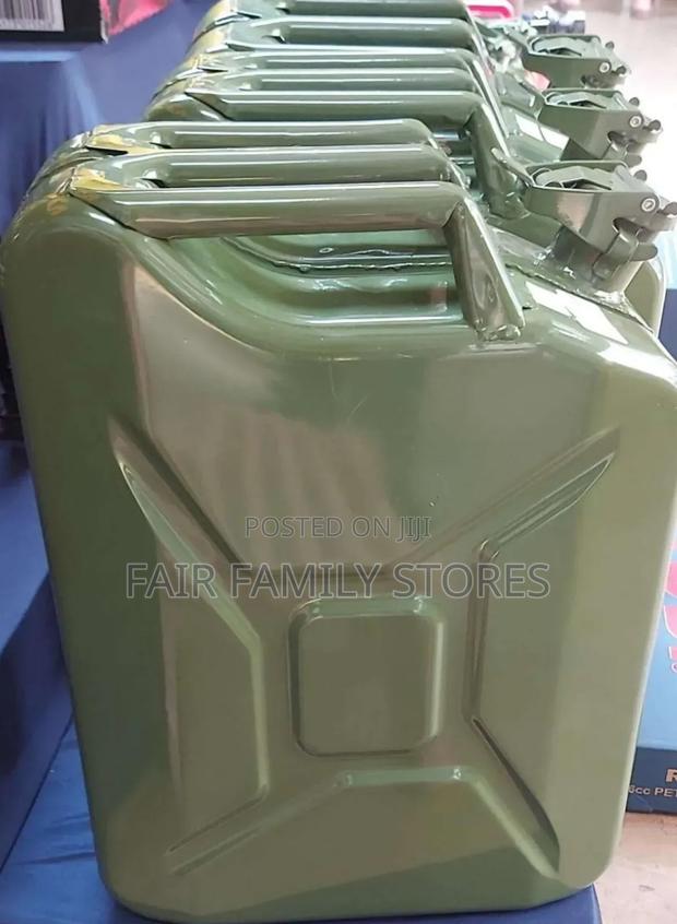 Metal Fuel Jerrycan 20 Litres - main view