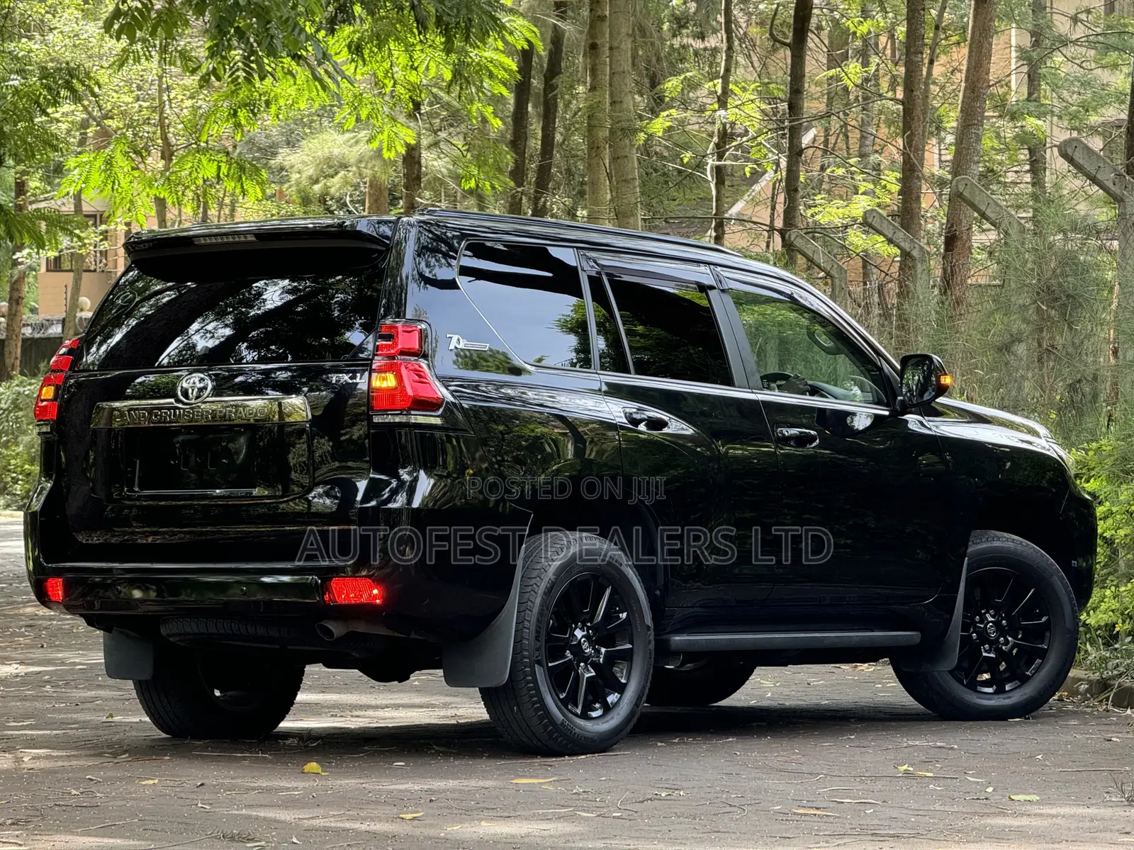 Toyota Land Cruiser Prado 2.8 2021 Black