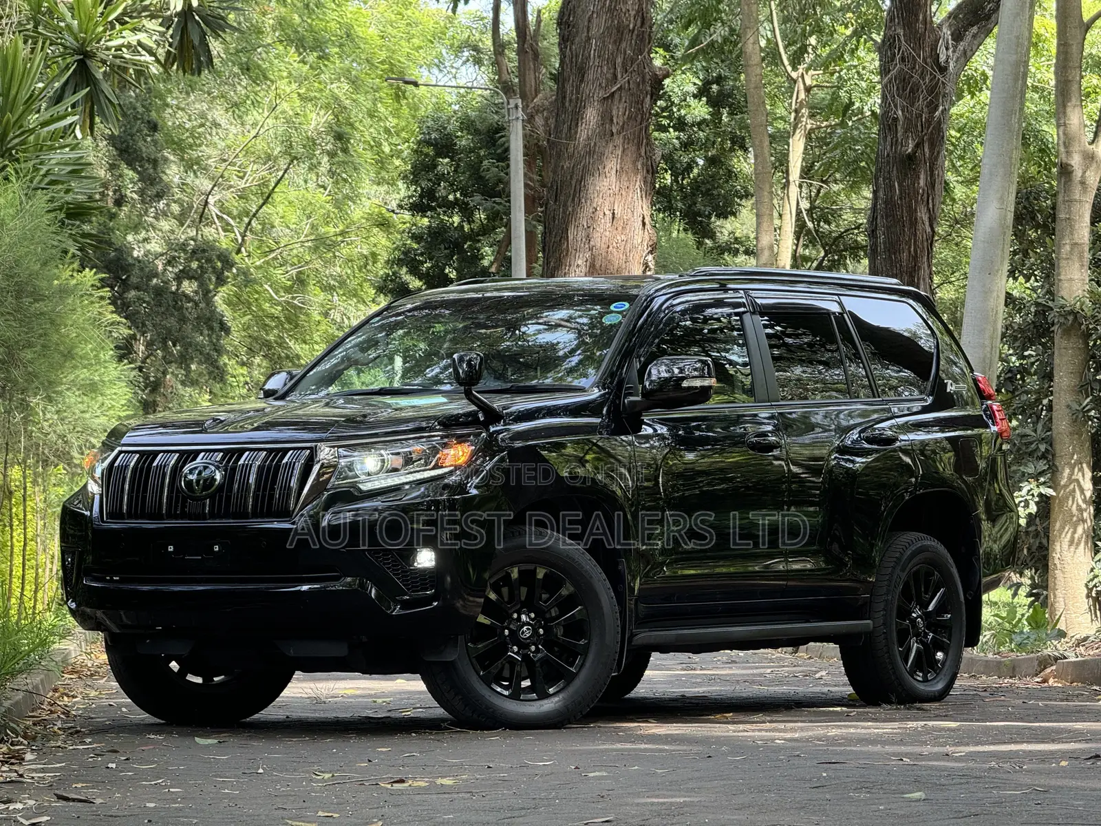 Toyota Land Cruiser Prado 2.8 2021 Black