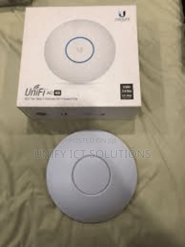 Ubiquiti Unifi UAP-AC-HD Wave 2 Enterprise Access Point - main view