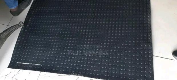 Anti Slip Mats , Coin Rubber Mats - thumbnail 4